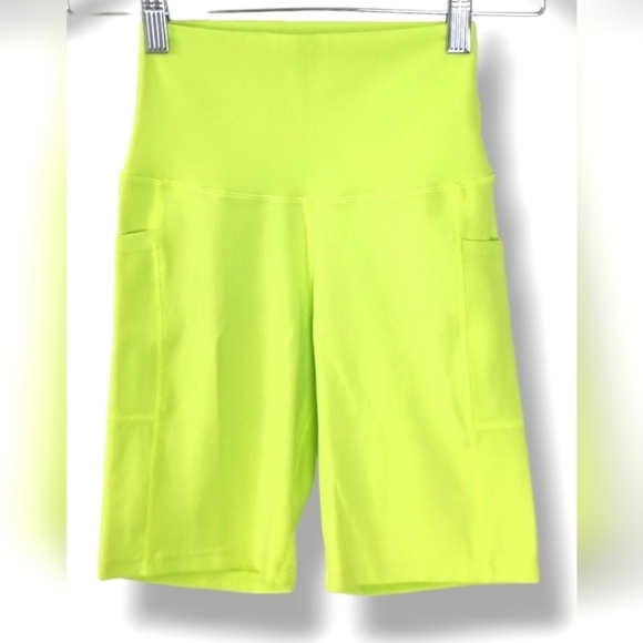 NWOT Free People Movement Good Karma Biker Shorts Size Small - Picture 2 of 5